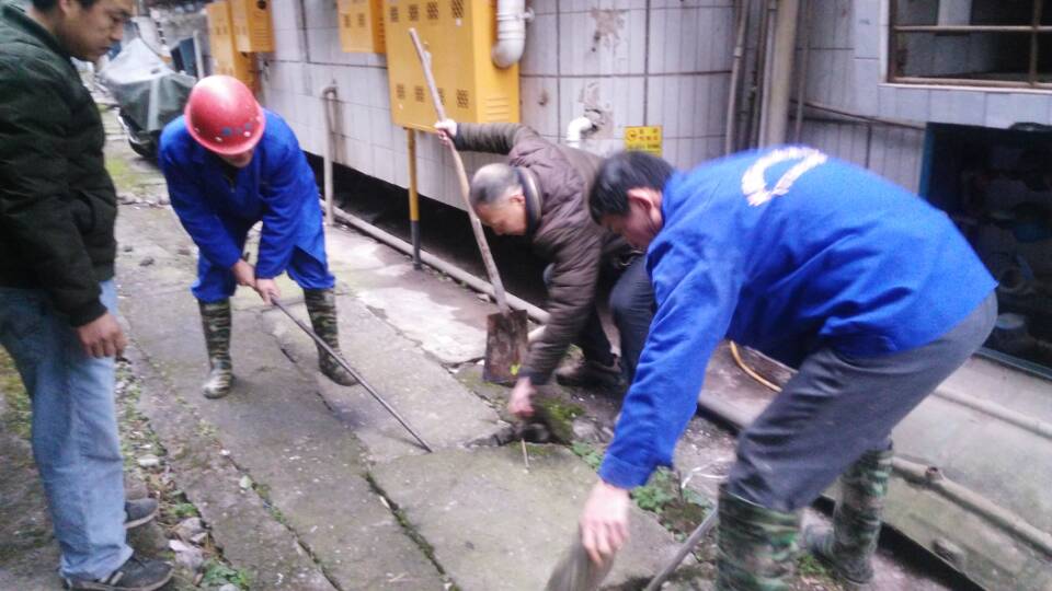 龙岗清掏化粪池、管道疏通一站式服务<高效><技术><可靠>